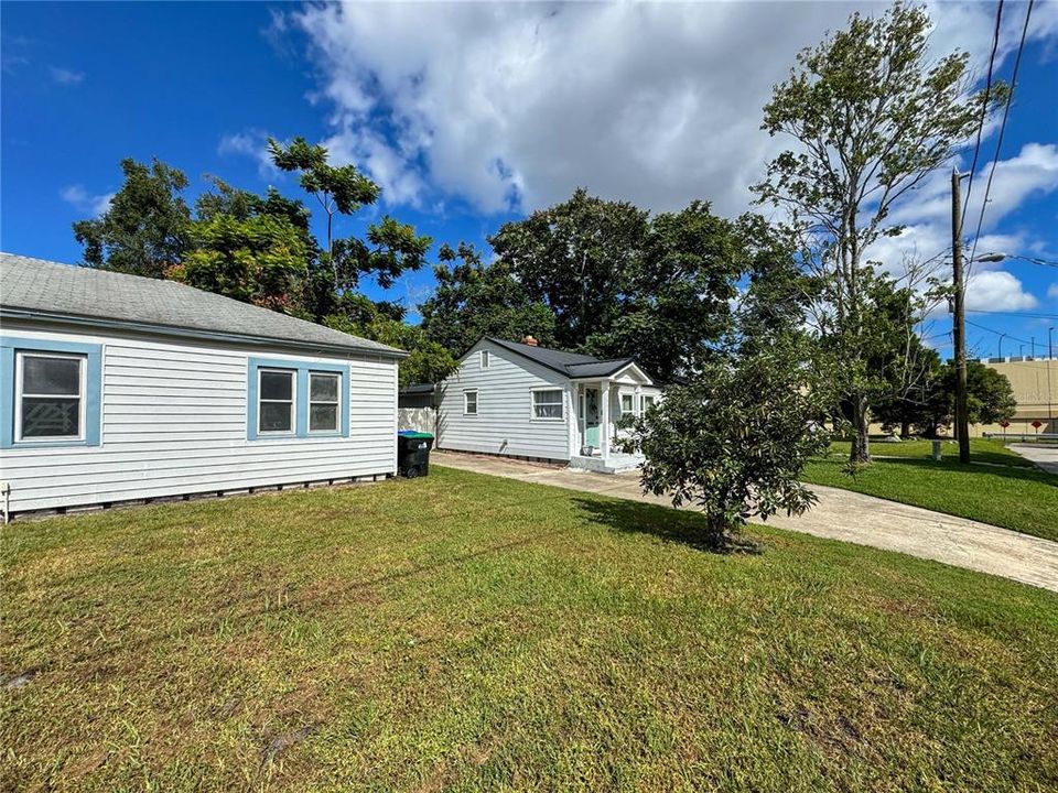 На продажу: $269,000 (2 спален, 1 ванн, 762 Квадратных фут)