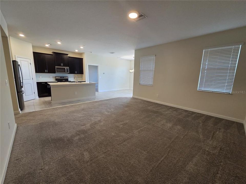 For Rent: $2,500 (3 beds, 2 baths, 1738 Square Feet)