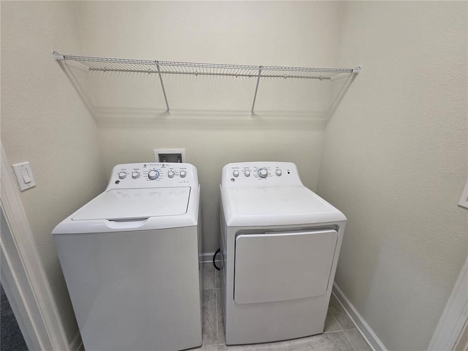 For Rent: $2,500 (3 beds, 2 baths, 1738 Square Feet)