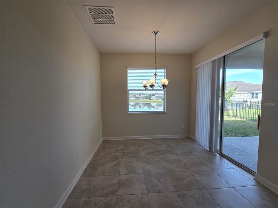 For Rent: $2,500 (3 beds, 2 baths, 1738 Square Feet)