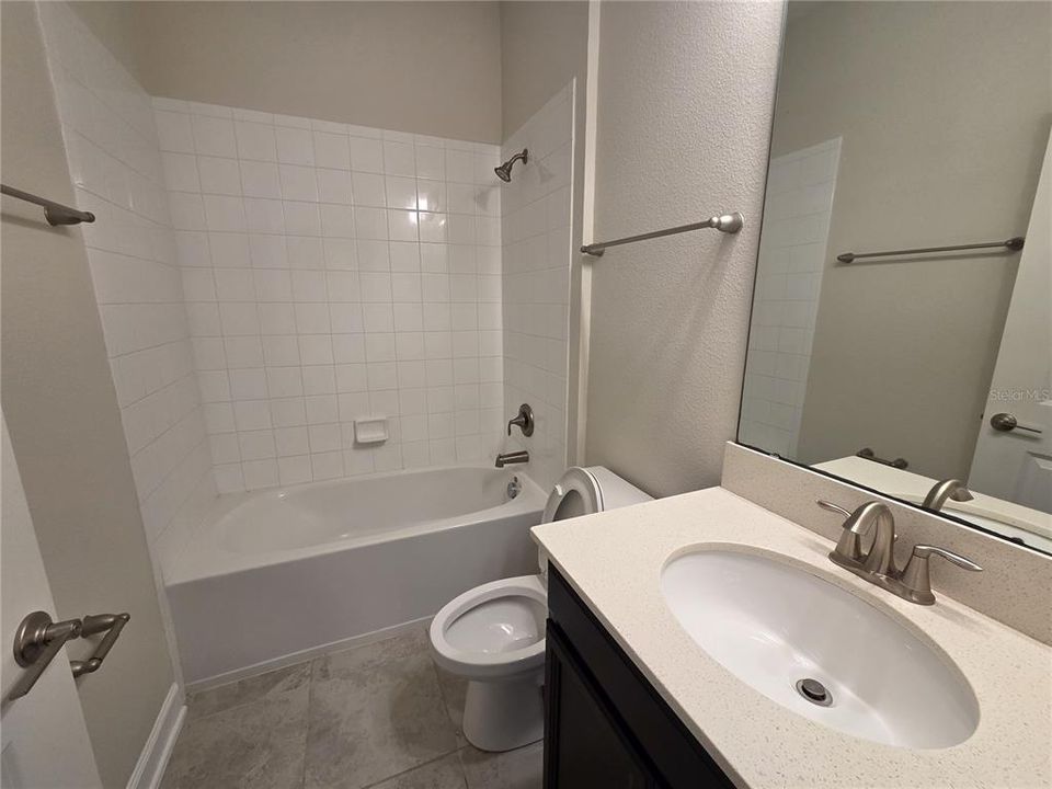 For Rent: $2,500 (3 beds, 2 baths, 1738 Square Feet)