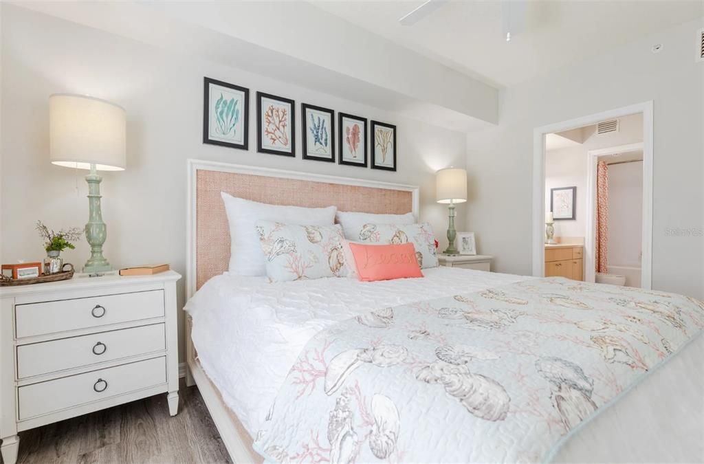 For Rent: $2,149 (3 beds, 2 baths, 1304 Square Feet)