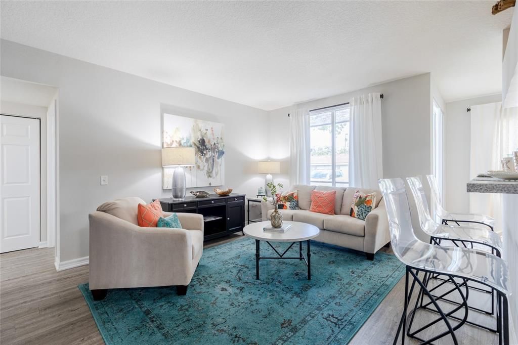 For Rent: $2,149 (3 beds, 2 baths, 1304 Square Feet)