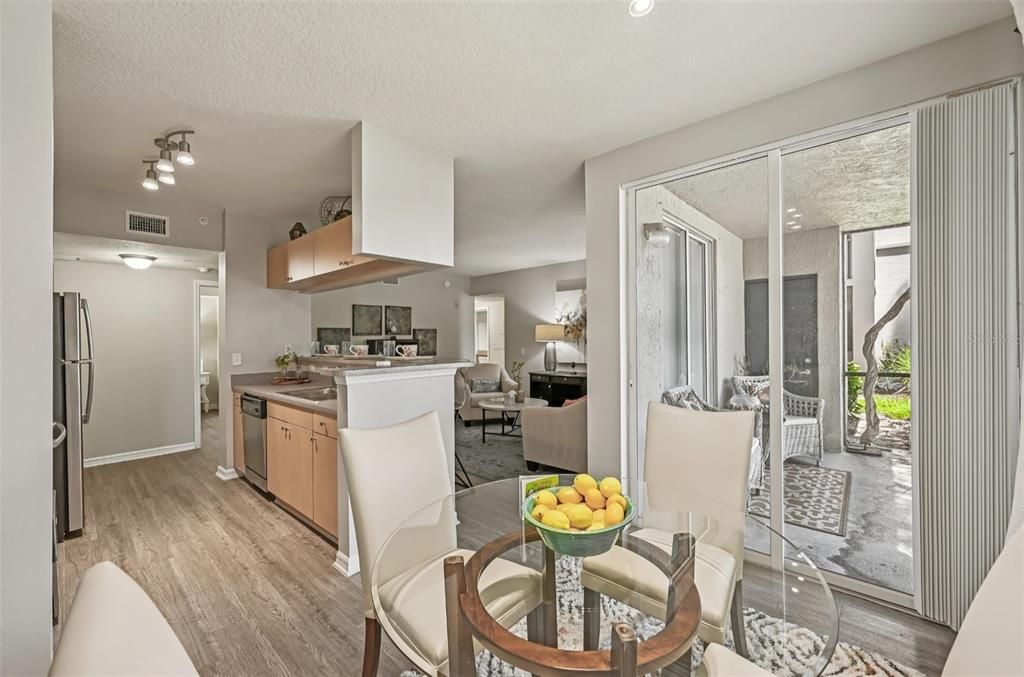 For Rent: $2,149 (3 beds, 2 baths, 1304 Square Feet)