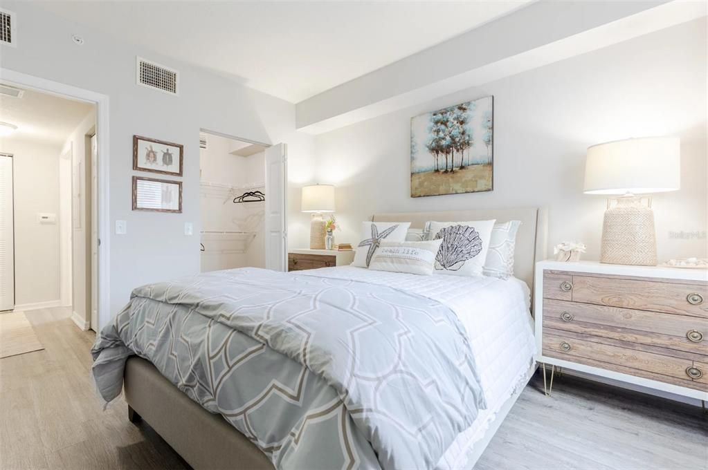 For Rent: $2,149 (3 beds, 2 baths, 1304 Square Feet)