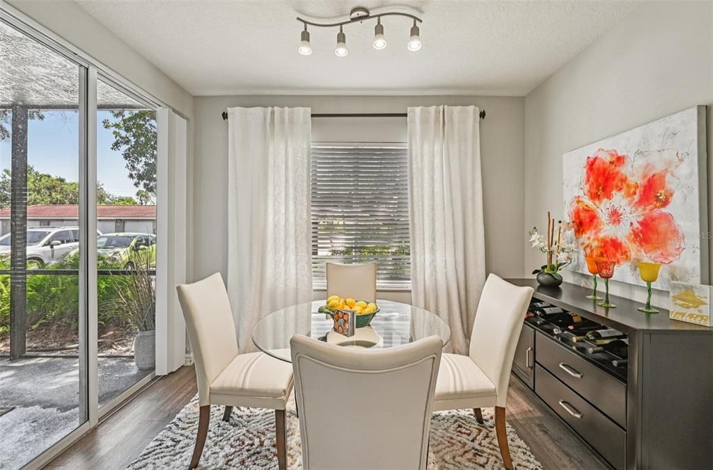 For Rent: $2,149 (3 beds, 2 baths, 1304 Square Feet)