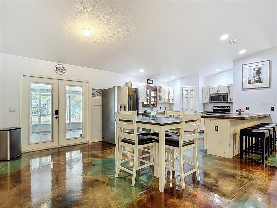 For Sale: $459,000 (3 beds, 2 baths, 1512 Square Feet)