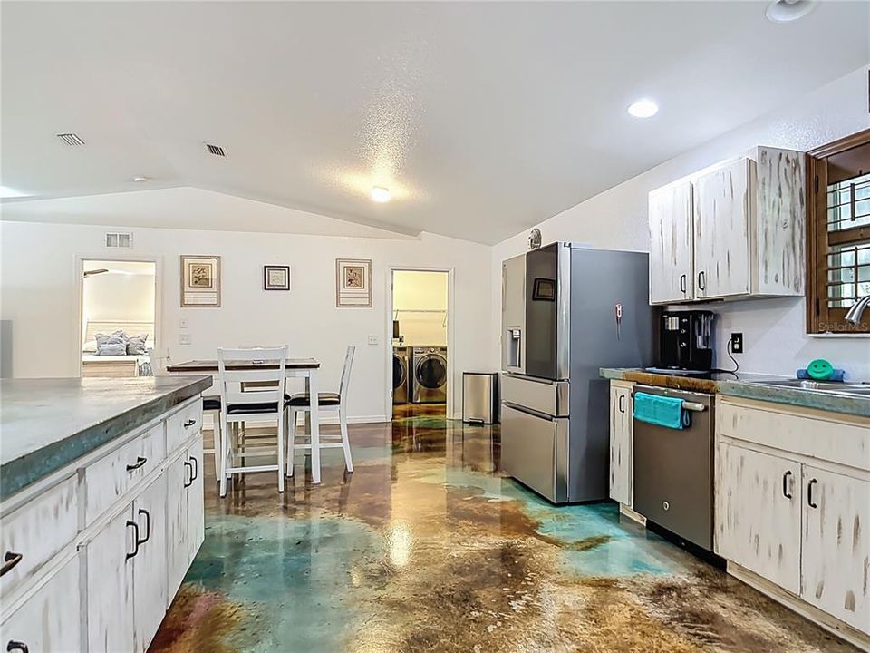 For Sale: $459,000 (3 beds, 2 baths, 1512 Square Feet)