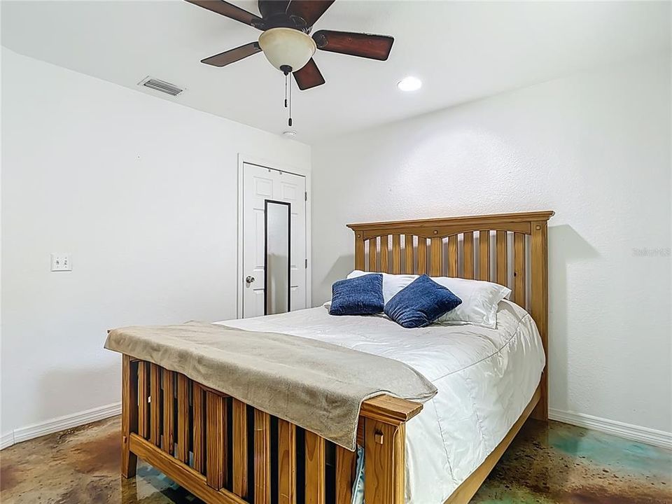 For Sale: $459,000 (3 beds, 2 baths, 1512 Square Feet)