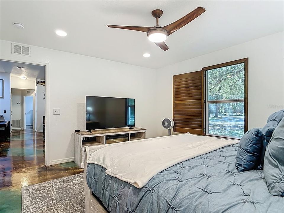 For Sale: $459,000 (3 beds, 2 baths, 1512 Square Feet)