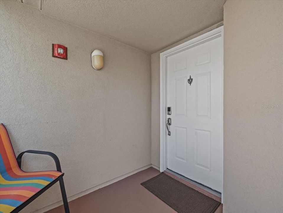 В аренду: $4,000 (2 спален, 2 ванн, 1070 Квадратных фут)