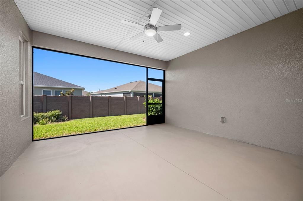 For Sale: $550,000 (3 beds, 3 baths, 2659 Square Feet)