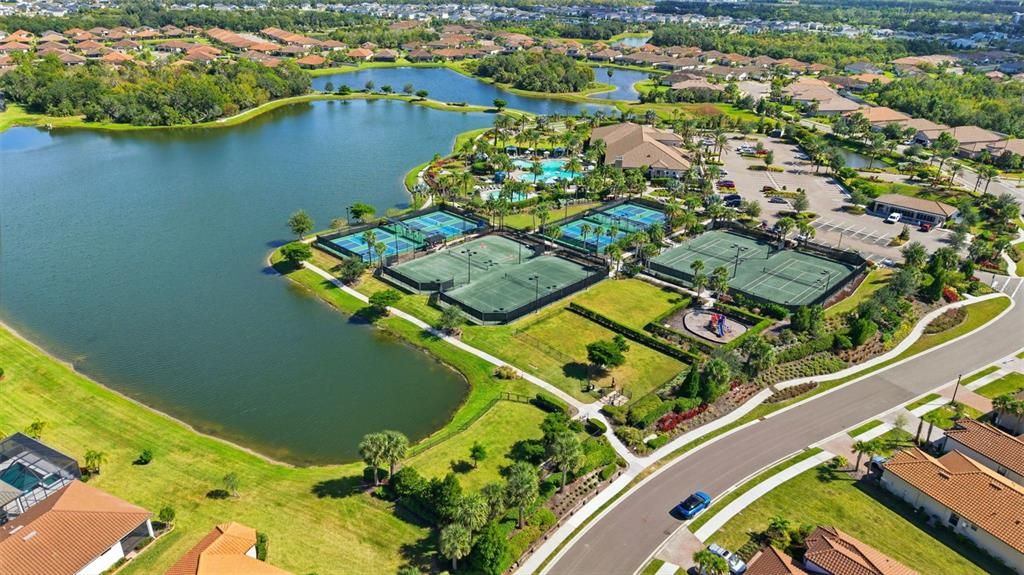 For Sale: $824,900 (3 beds, 3 baths, 2175 Square Feet)