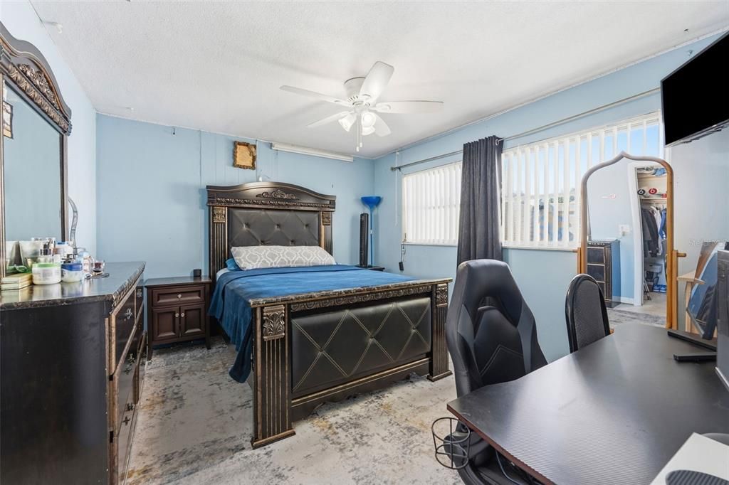 For Rent: $3,450 (3 beds, 2 baths, 2075 Square Feet)