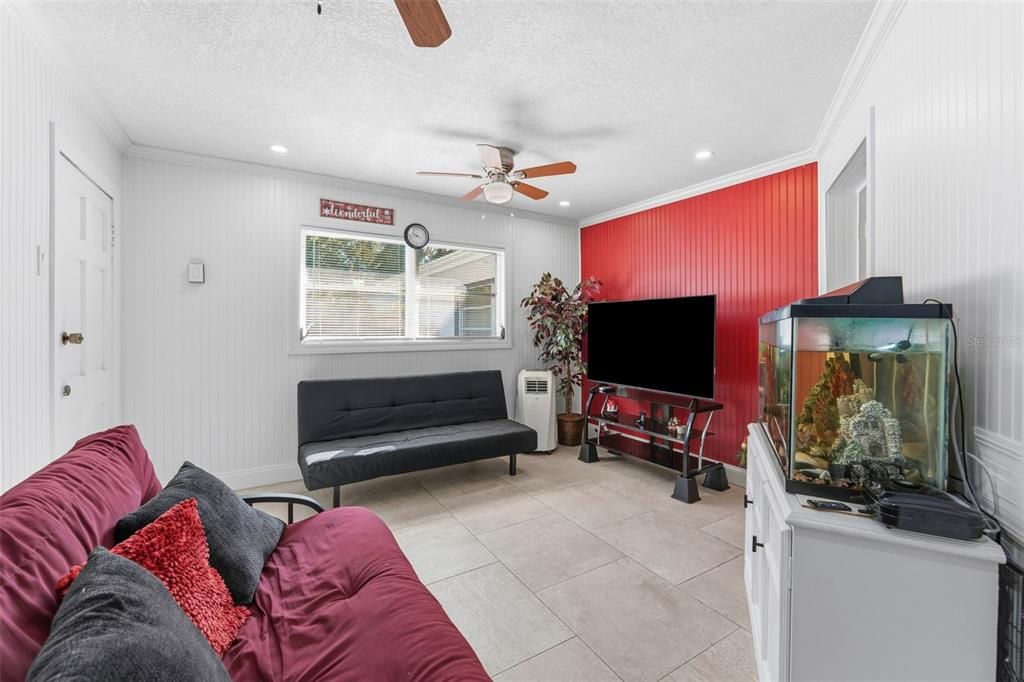 For Rent: $3,450 (3 beds, 2 baths, 2075 Square Feet)