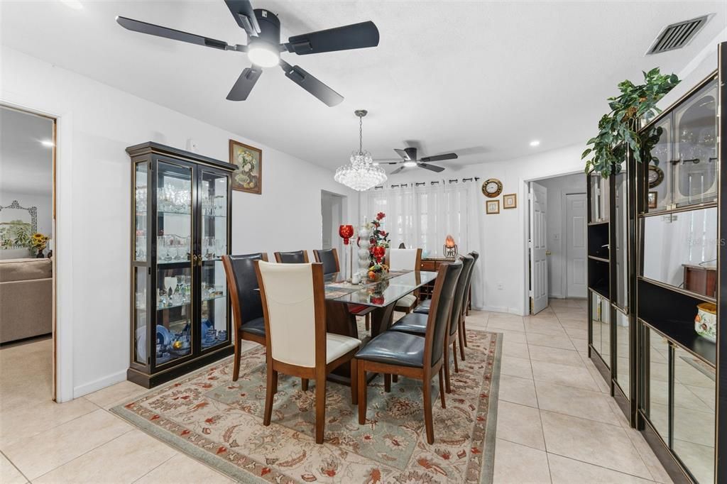 For Rent: $3,450 (3 beds, 2 baths, 2075 Square Feet)