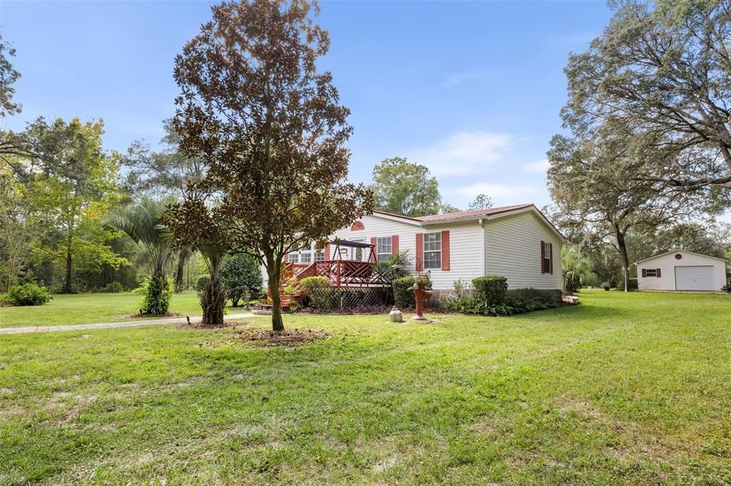 Active With Contract: $225,000 (3 beds, 2 baths, 1512 Square Feet)