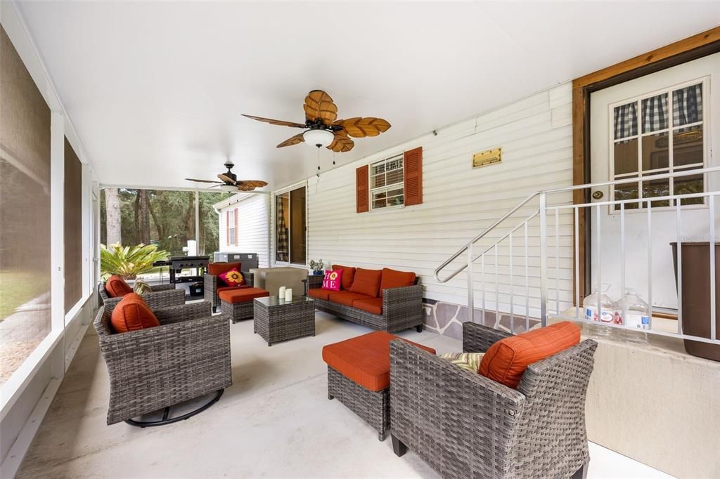 Active With Contract: $225,000 (3 beds, 2 baths, 1512 Square Feet)