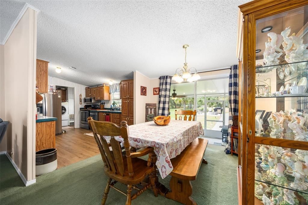 Active With Contract: $225,000 (3 beds, 2 baths, 1512 Square Feet)