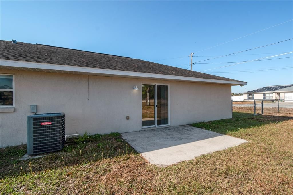 На продажу: $219,000 (3 спален, 2 ванн, 1411 Квадратных фут)