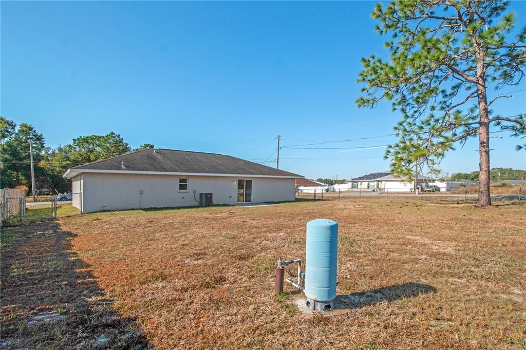 На продажу: $219,000 (3 спален, 2 ванн, 1411 Квадратных фут)