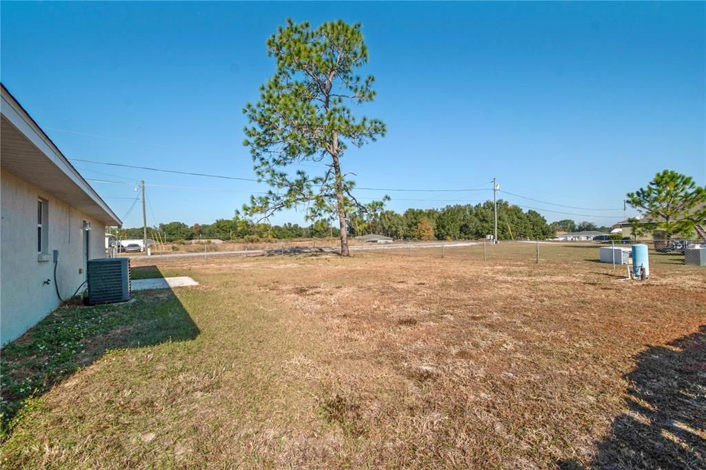 На продажу: $219,000 (3 спален, 2 ванн, 1411 Квадратных фут)