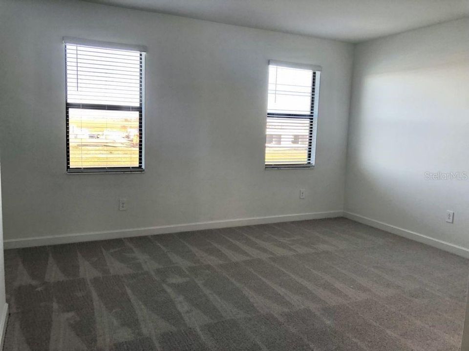 For Rent: $2,550 (3 beds, 2 baths, 1925 Square Feet)