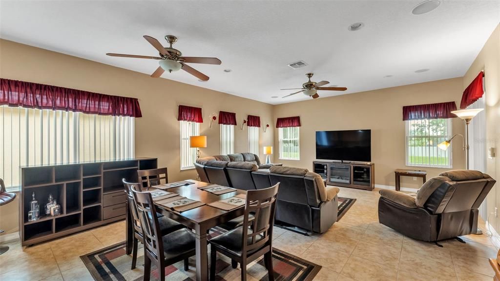 For Sale: $549,900 (5 beds, 3 baths, 3122 Square Feet)