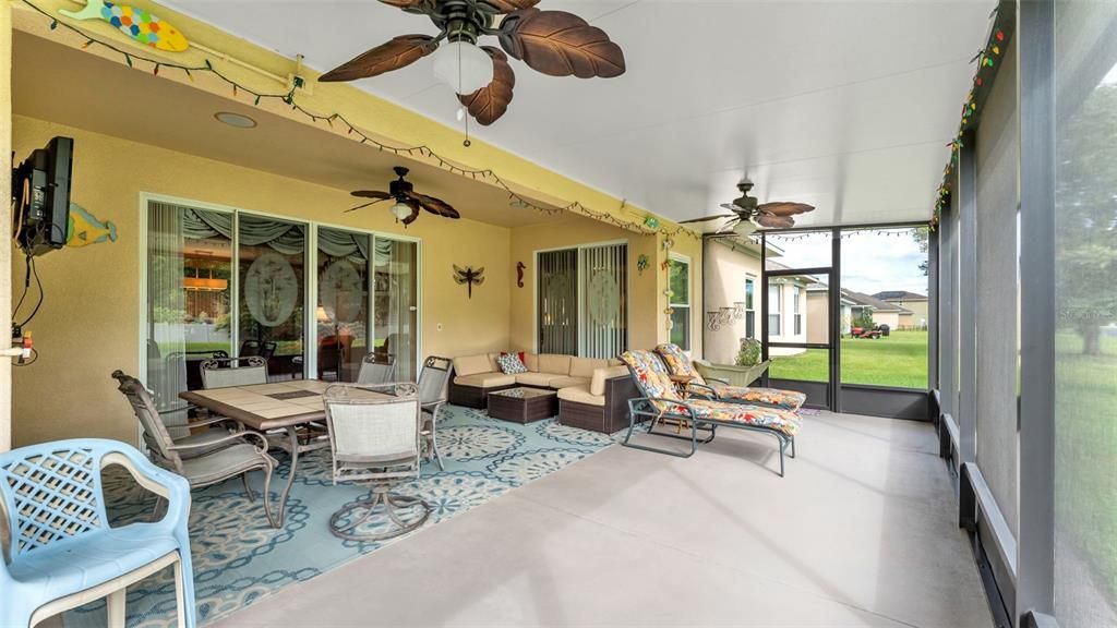 For Sale: $549,900 (5 beds, 3 baths, 3122 Square Feet)