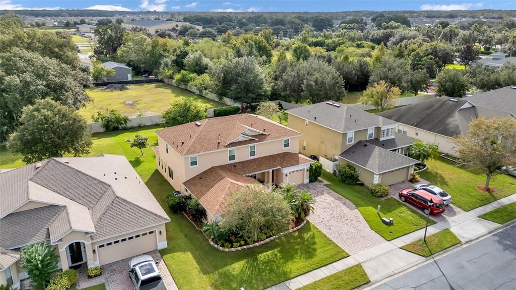 For Sale: $549,900 (5 beds, 3 baths, 3122 Square Feet)