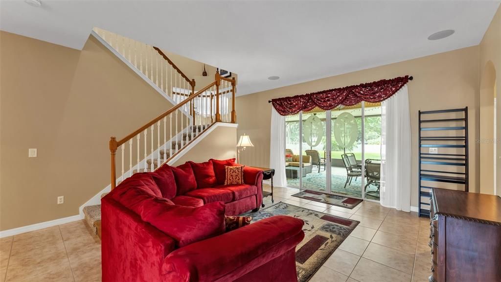 For Sale: $549,900 (5 beds, 3 baths, 3122 Square Feet)