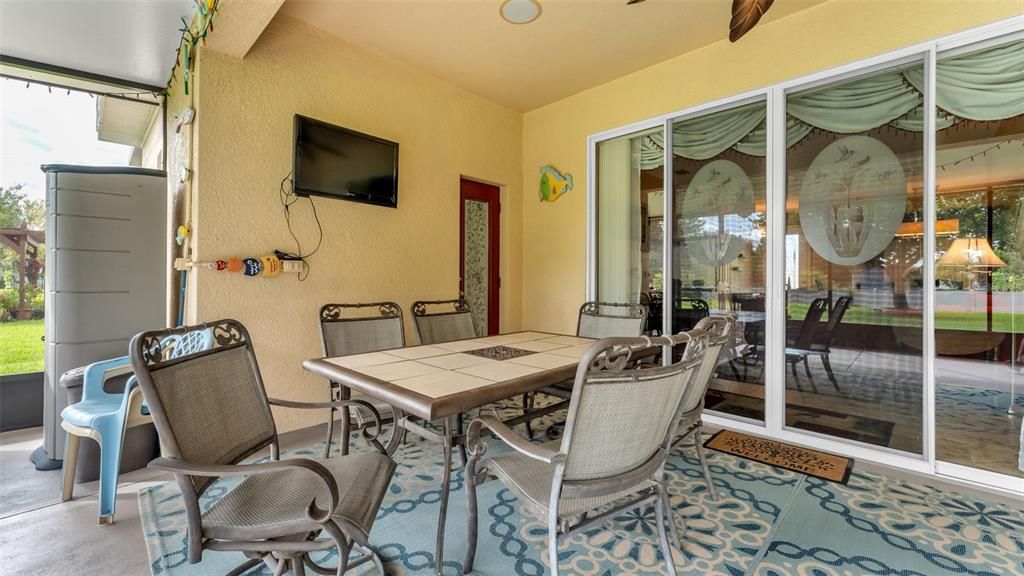 For Sale: $549,900 (5 beds, 3 baths, 3122 Square Feet)