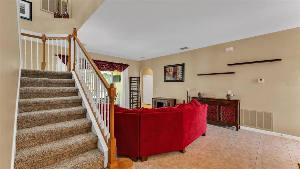 For Sale: $549,900 (5 beds, 3 baths, 3122 Square Feet)