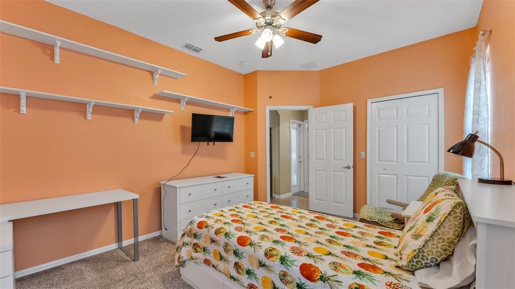 For Sale: $549,900 (5 beds, 3 baths, 3122 Square Feet)