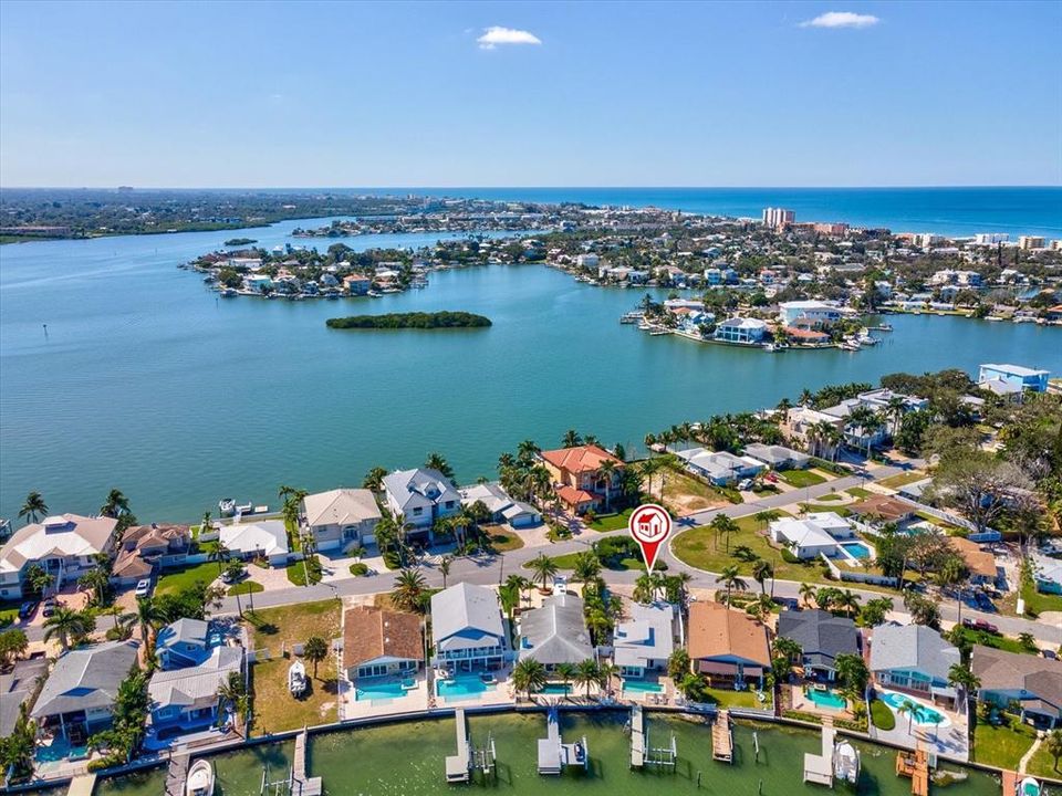 合同活跃: $1,450,000 (3 贝兹, 2 浴室, 1607 平方英尺)