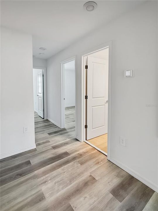 For Rent: $1,800 (3 beds, 2 baths, 1373 Square Feet)