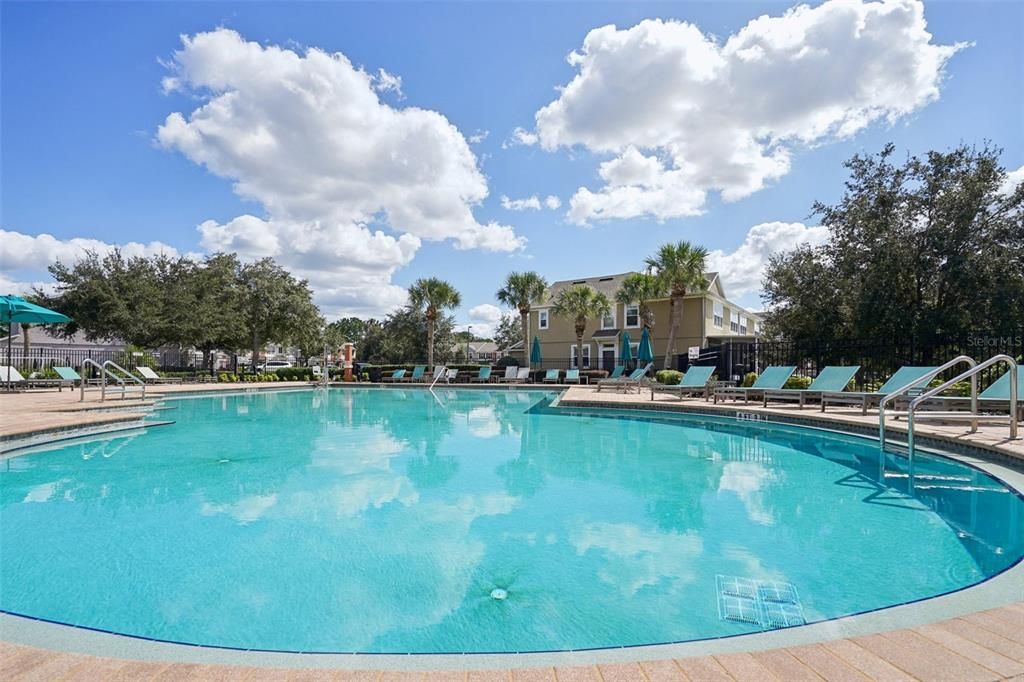 На продажу: $172,000 (2 спален, 2 ванн, 1134 Квадратных фут)