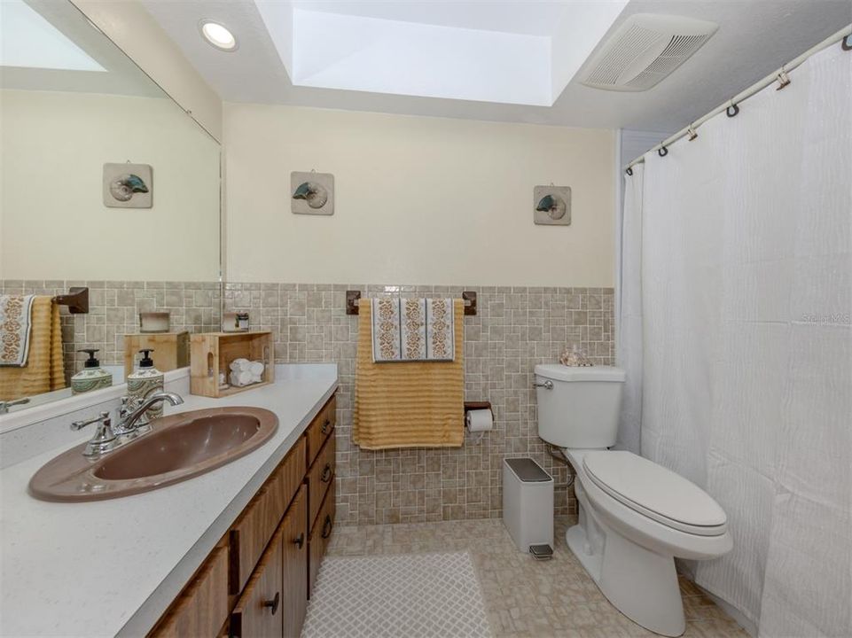 For Sale: $559,000 (3 beds, 2 baths, 1459 Square Feet)