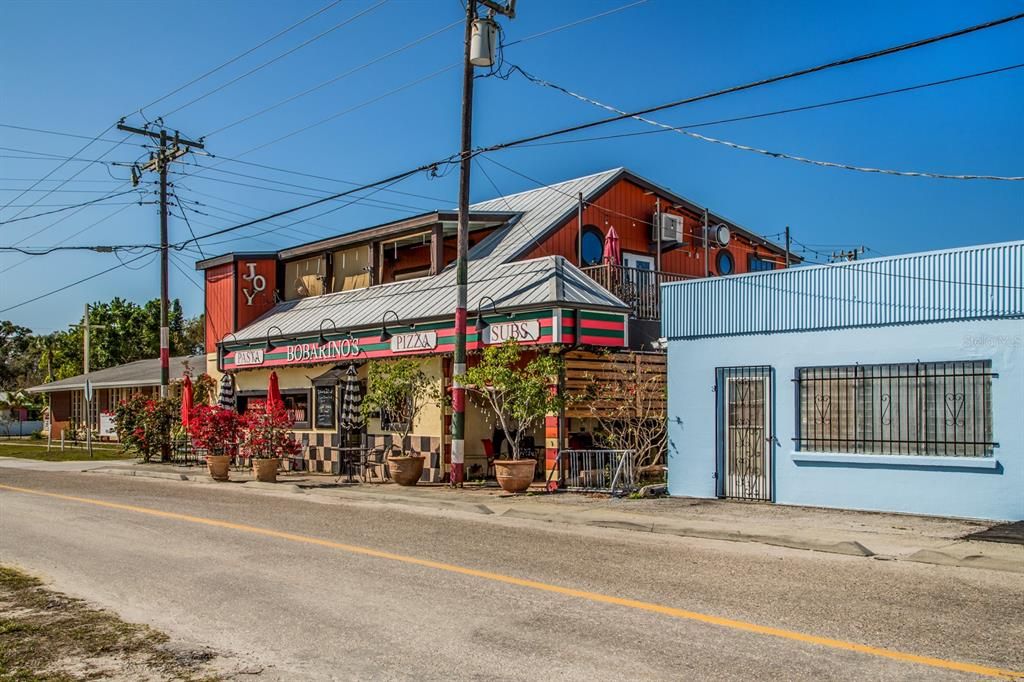 For Sale: $559,000 (3 beds, 2 baths, 1459 Square Feet)