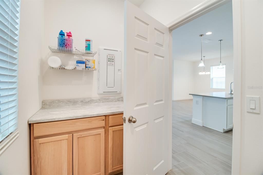 For Sale: $424,999 (4 beds, 2 baths, 2964 Square Feet)