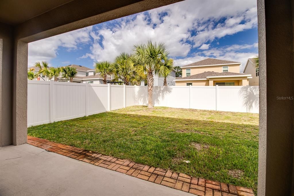 For Sale: $424,999 (4 beds, 2 baths, 2964 Square Feet)