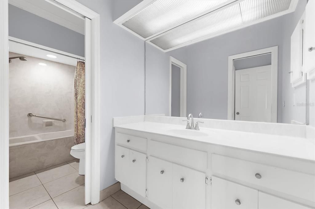 For Sale: $399,000 (3 beds, 2 baths, 1974 Square Feet)