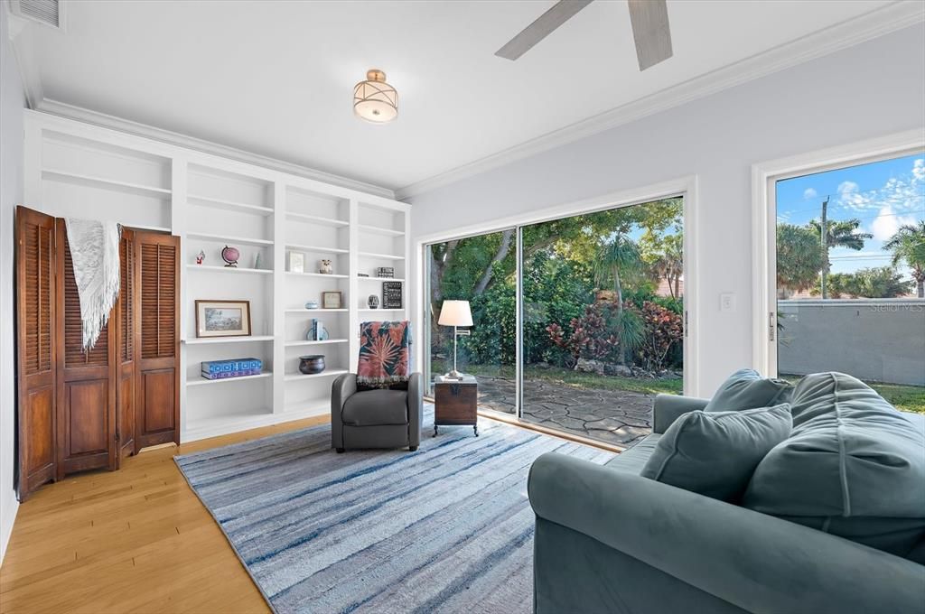 For Sale: $399,000 (3 beds, 2 baths, 1974 Square Feet)