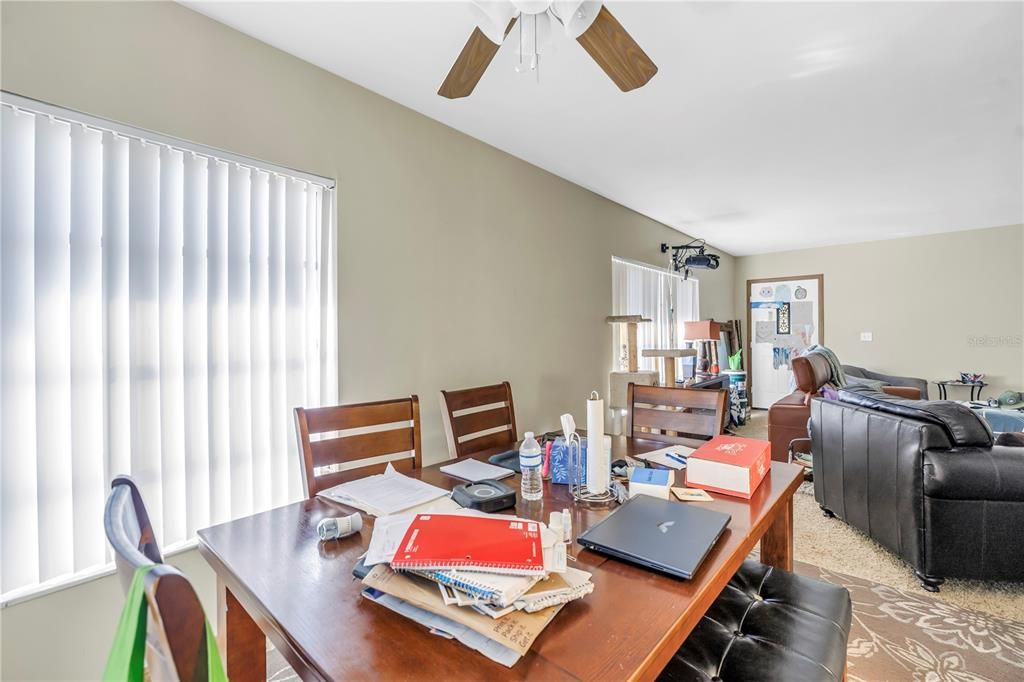 待售: $1,395,000 (8 贝兹, 0 浴室, 6075 平方英尺)