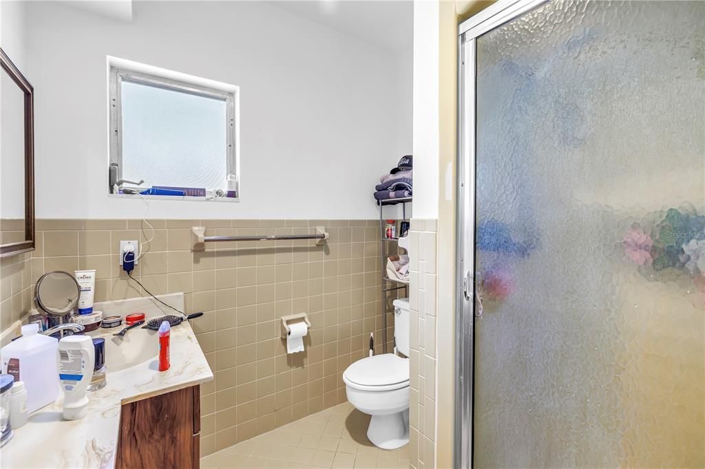 待售: $1,395,000 (8 贝兹, 0 浴室, 6075 平方英尺)