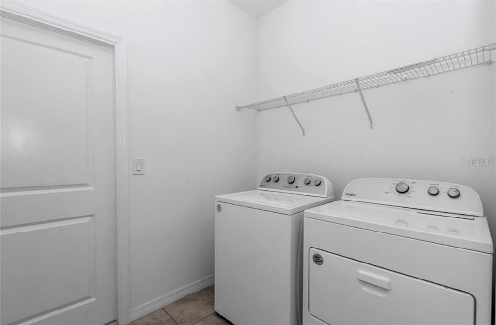 For Rent: $2,200 (3 beds, 2 baths, 1856 Square Feet)