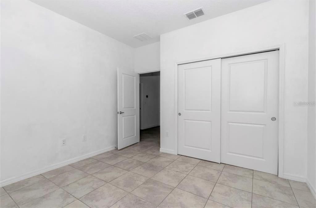 For Rent: $2,200 (3 beds, 2 baths, 1856 Square Feet)