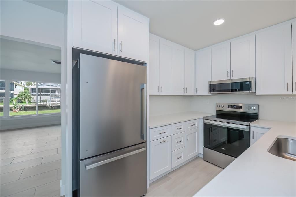 Active With Contract: $550,000 (3 beds, 2 baths, 1354 Square Feet)