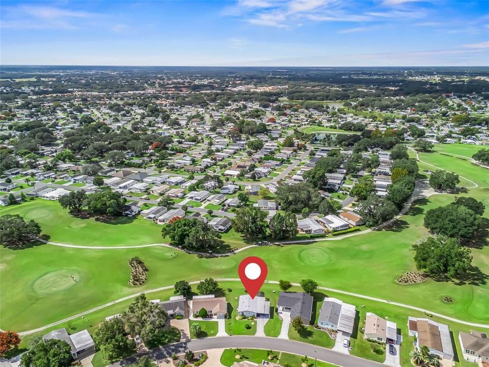 For Sale: $211,000 (2 beds, 1 baths, 936 Square Feet)