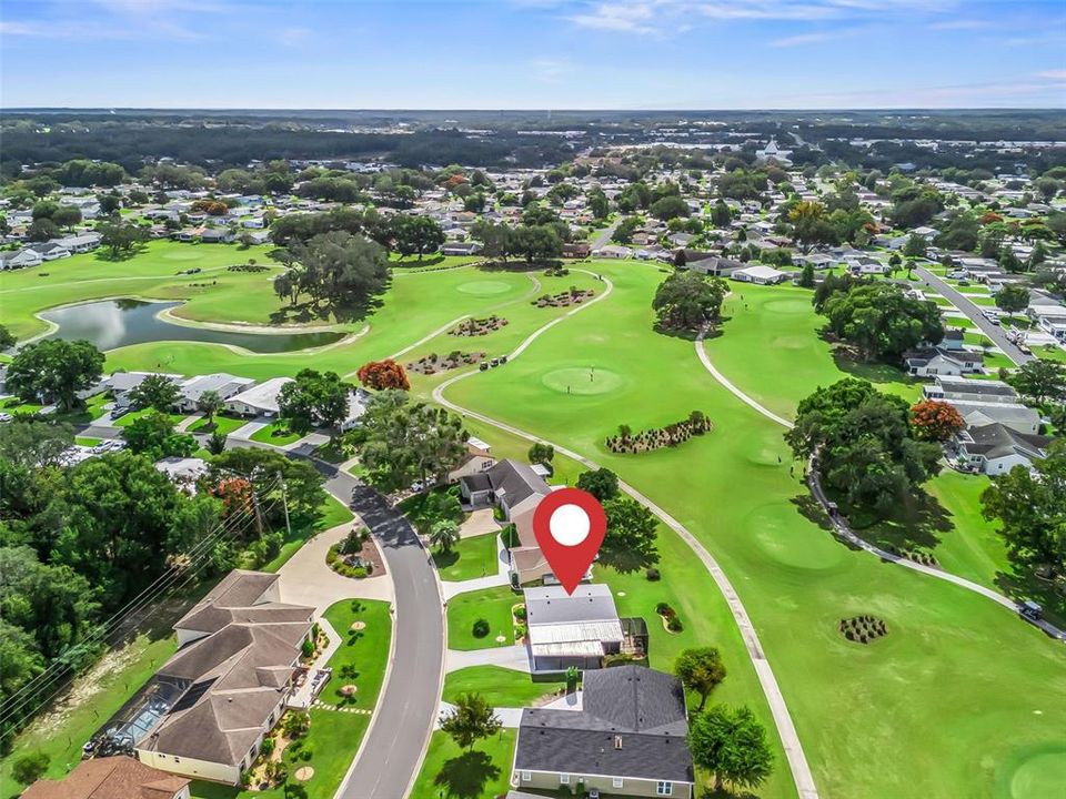 For Sale: $211,000 (2 beds, 1 baths, 936 Square Feet)